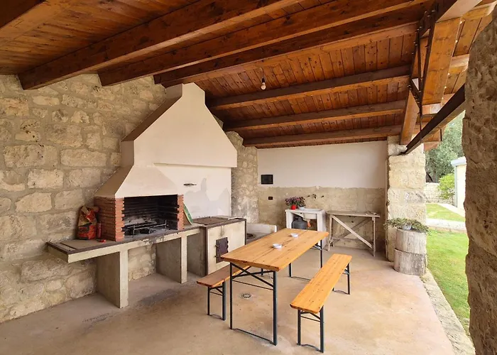 度假居 Biancolilla